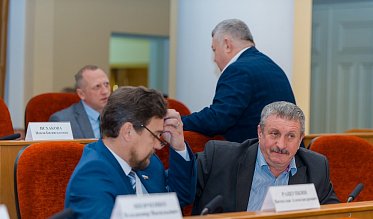 Депутаты приняли в первом чтении бюджет Оренбуржья